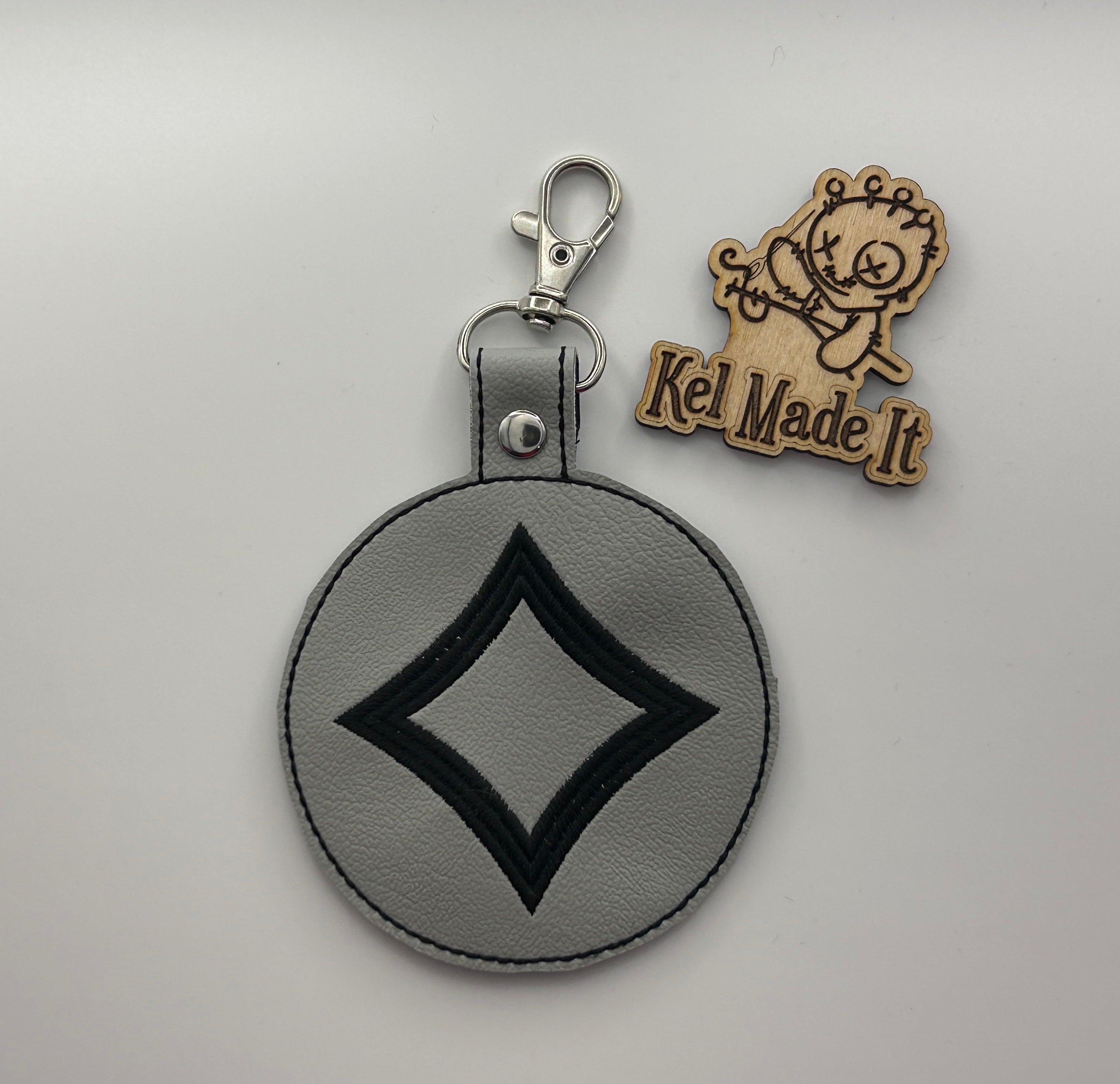 MTG Clear Mana Keychain